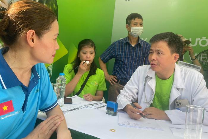 Bác sĩ dinh dưỡng: 10-20 phút đi bộ mỗi ngày tốt hơn thuốc bổ-1