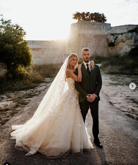 De Gea cưới vợ trong cảnh thất nghiệp, MU hứng mưa chỉ trích-3