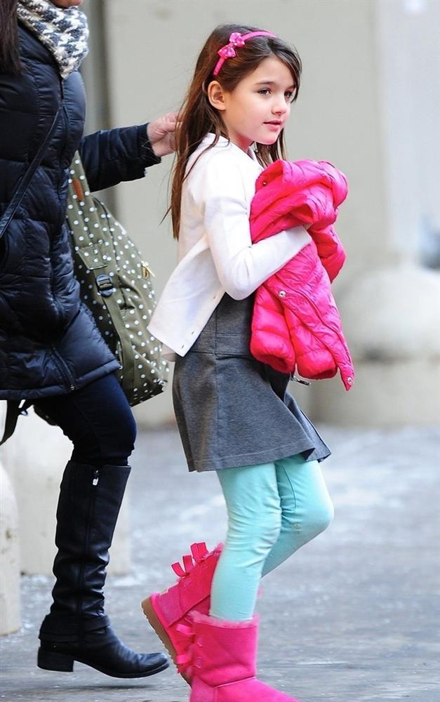 Suri Cruise - từ em bé sành điệu, nổi đình đám đến cô gái gợi cảm ở tuổi 17-5