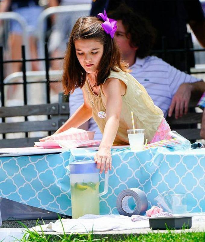 Suri Cruise - từ em bé sành điệu, nổi đình đám đến cô gái gợi cảm ở tuổi 17-7