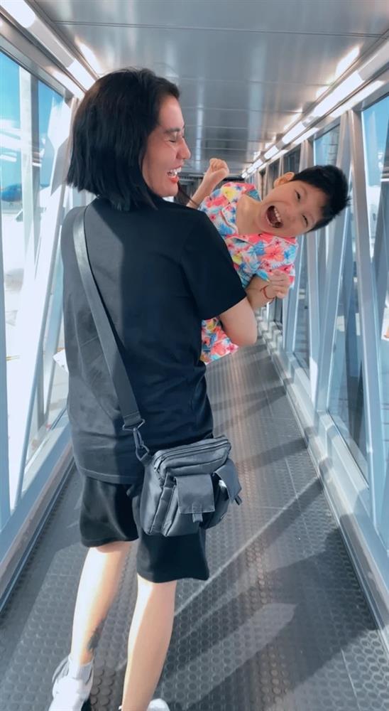 Xúc động Bình Cuộc Đời Vẫn Đẹp Sao sử dụng tiền cát-xê đóng phim-3