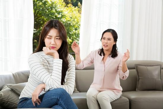 Tôi bị giục lấy chồng, một tiêu chuẩn của bố mẹ khiến ai cũng 'bỏ chạy'