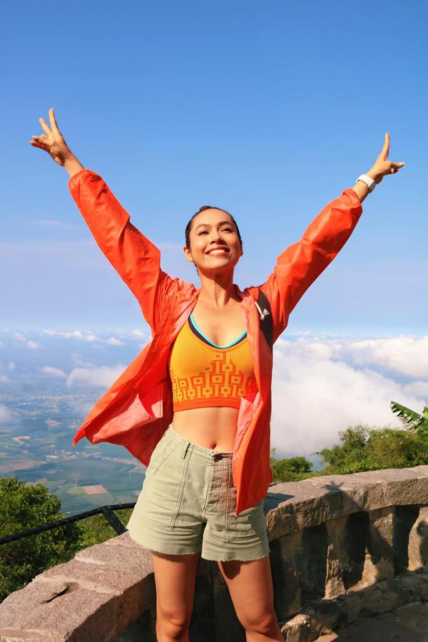 Hoàng My vẫn gợi cảm sau 13 năm giành ngôi Á hậu nhờ kiêng ăn, nghiện gym-10