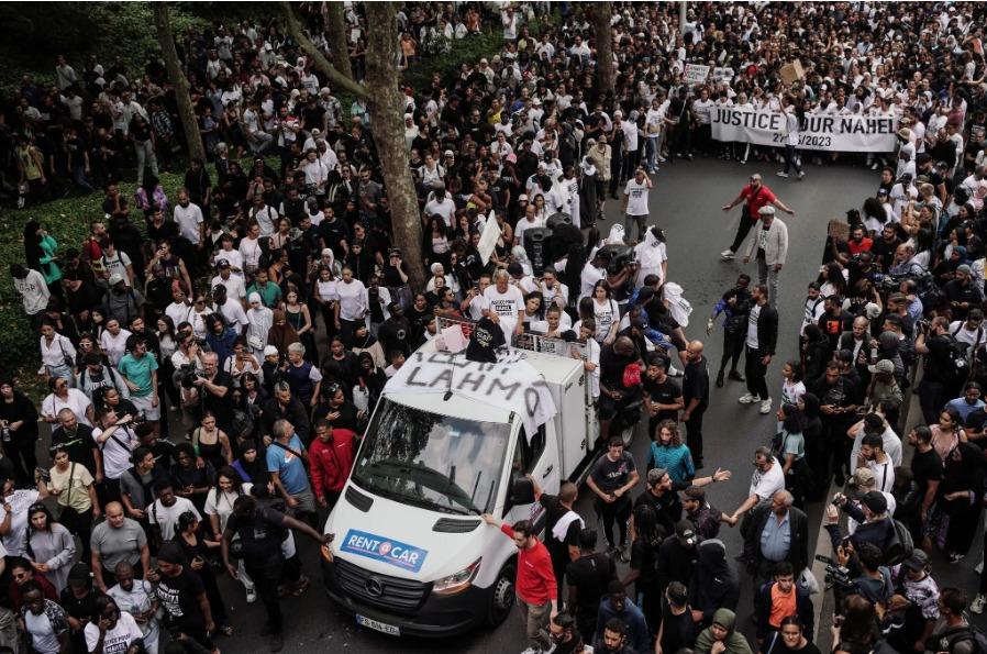 Chuyện gì đang xảy ra ở Pháp?-7