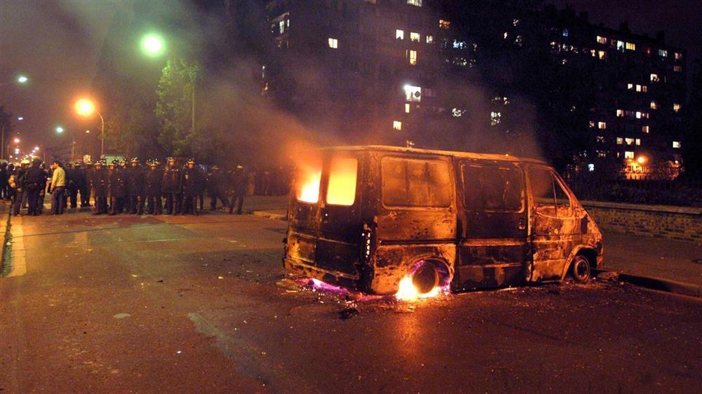 Chuyện gì đang xảy ra ở Pháp?-8