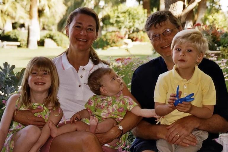 Cuộc sống trái ngược của tỷ phú Bill Gates và vợ sau ly hôn-6