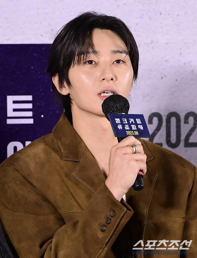 Tình tin đồn của Park Seo Joon có động thái đầu tiên sau ồn ào hẹn hò-5