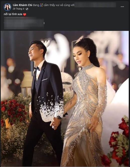 Lên sóng livestream cùng chồng cũ, Lâm Khánh Chi mặc váy trễ nải, lấp ló thềm ngực đầy-1