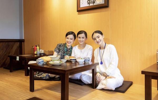 Mẹ Angela Phương Trinh: Trẻ buôn thúng bán bưng vì gia đình, tuổi xế chiều lột xác trẻ xinh-5