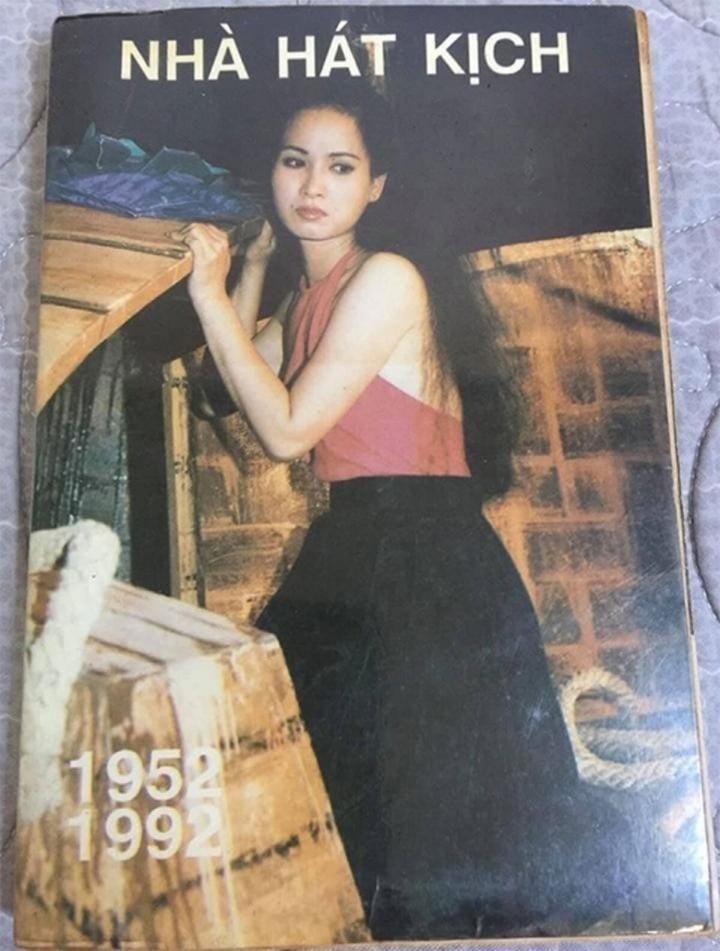 Bà Cúc phim Gia Đình Mình Vui Bất Thình Lình thời trẻ đẹp tới mức nào?-4