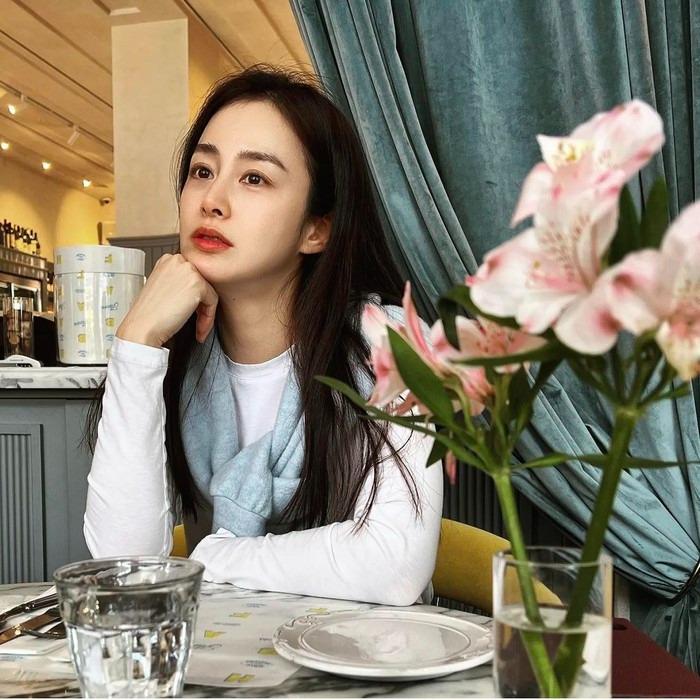 Kim Tae Hee trẻ trung như khi đóng Chuyện Tình Harvard gần 20 năm trước-2
