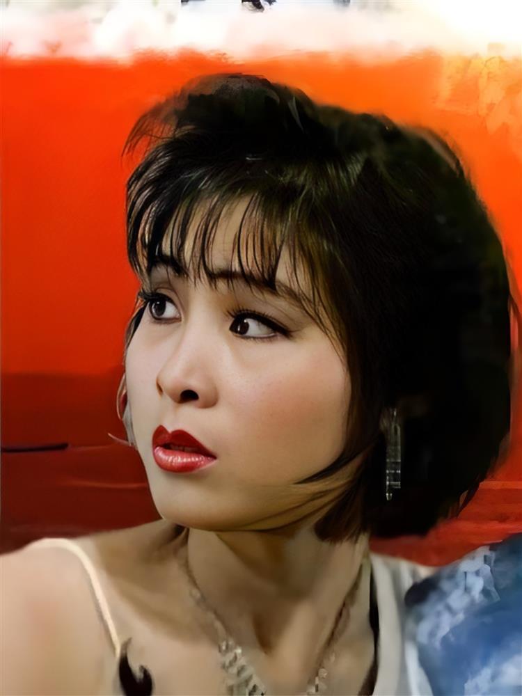 NSND Hồng Vân thời trẻ: Xứng tầm mỹ nhân khiến nhiều chàng trai trồng cây si-6