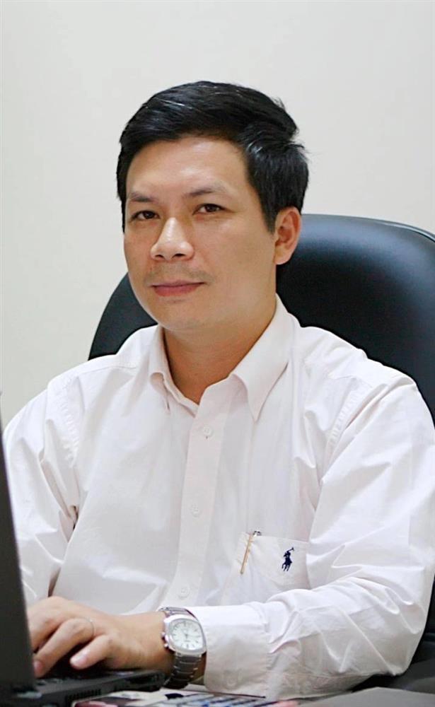 Lộ ảnh Shark Hưng hồi trẻ đẹp trai ngời ngời, Shark Bình chồng Phương Oanh nai tơ trông rất khác-5