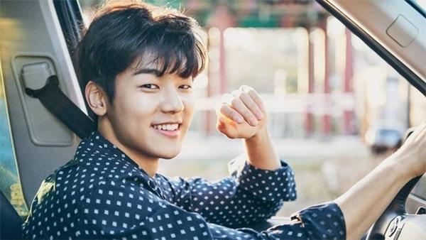 Kang Min Hyuk gây sốt với màn lột xác sau 10 năm-2