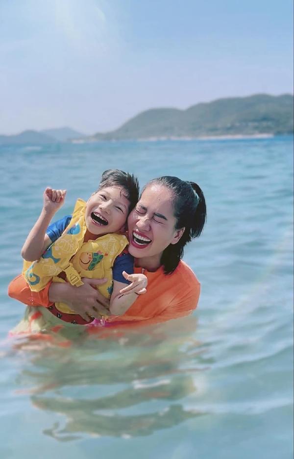 Minh Cúc Cuộc Đời Vẫn Đẹp Sao: Giờ tôi thích kiếm tiền hơn là yêu-7