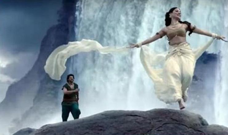 Lật tẩy hậu trường phim Ấn Độ, cảnh hôn cũng phải thực hiện theo cách này-11