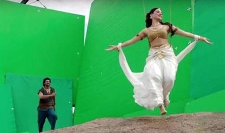 Lật tẩy hậu trường phim Ấn Độ, cảnh hôn cũng phải thực hiện theo cách này-12