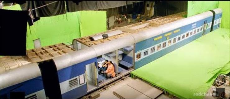 Lật tẩy hậu trường phim Ấn Độ, cảnh hôn cũng phải thực hiện theo cách này-16