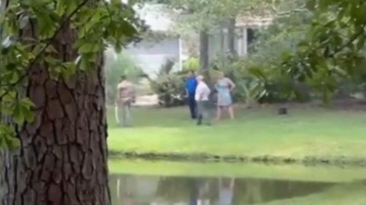 Một phụ nữ bị cá sấu cắn chết khi đi dạo gần sân golf-1
