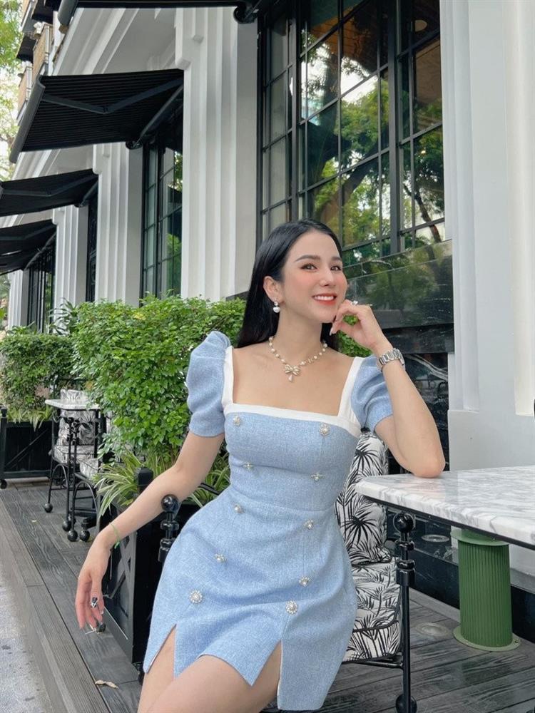 Diệp Lâm Anh đích thị là hồng nhan bạc tỷ, cứ ra tòa là diện cả cây hàng hiệu, dư sức làm mẹ đơn thân-7