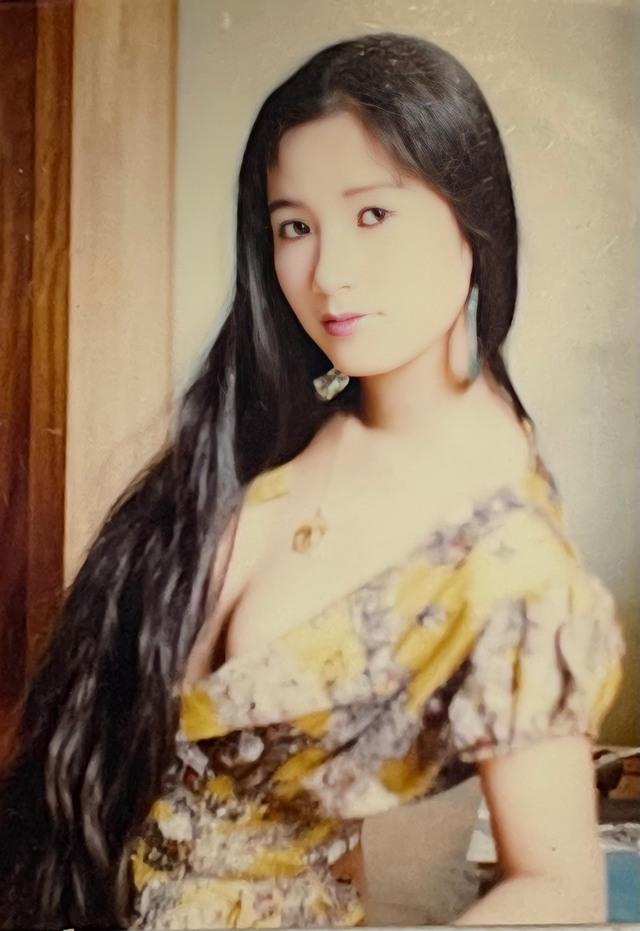 Thanh Thanh Hiền tuổi 54: Nhan sắc trẻ đẹp, lạc quan đón nhận tình yêu-4