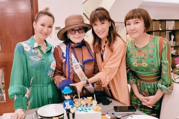 Bác sĩ đề nghị rút ống thở của nữ ca sĩ Coco Lee-3