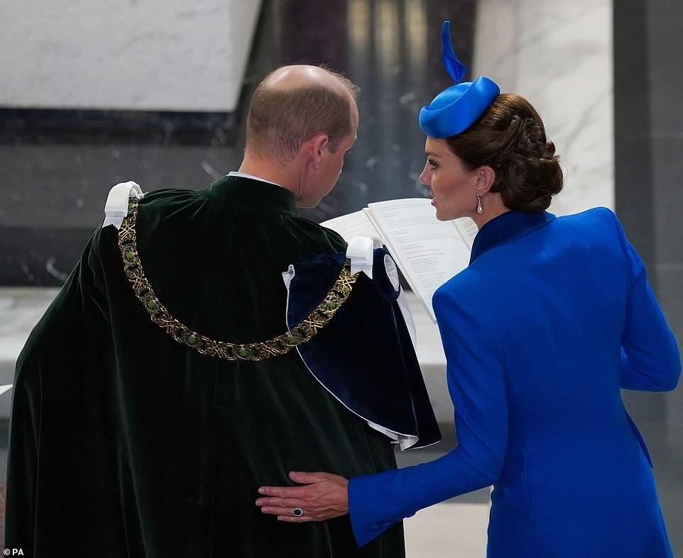 Ý nghĩa trang sức Công nương Kate đeo trong lễ đăng cơ mới của Vua Charles-8