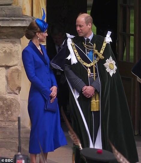 Ý nghĩa trang sức Công nương Kate đeo trong lễ đăng cơ mới của Vua Charles-9