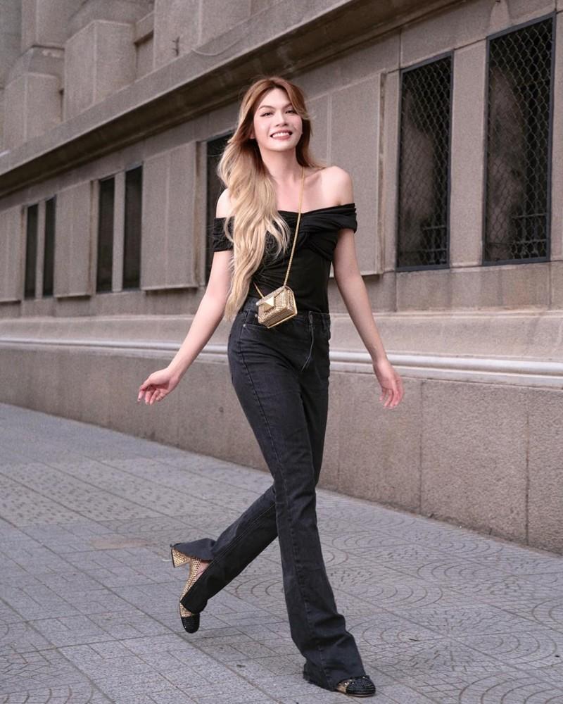 Đào Bá Lộc mặc váy công chúa hóa bướm xinh đẹp nuột nà nhưng biểu cảm làm dân mạng hết hồn-10