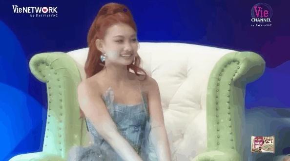 Style đời thường của hot girl Việt kiều tham gia Người Ấy Là Ai-1