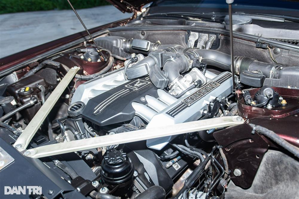 Cận cảnh Rolls-Royce từng của ông Trịnh Văn Quyết, được rao giá 25 tỷ đồng-17