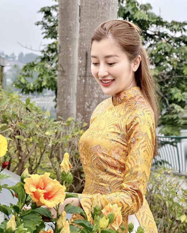 Vợ mới Bằng Kiều siết cân nhờ một môn thể thao chị em không nên bỏ qua-6