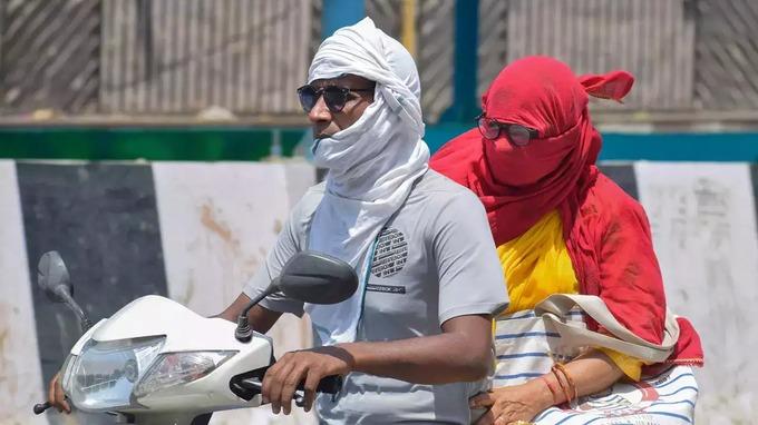 Mùa hè chết chóc ở ngôi làng Ấn Độ: Nóng gần 50 độ C không quạt, không điều hòa-2