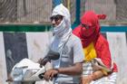 'Mùa hè chết chóc' ở ngôi làng Ấn Độ: Nóng gần 50 độ C không quạt, không điều hòa