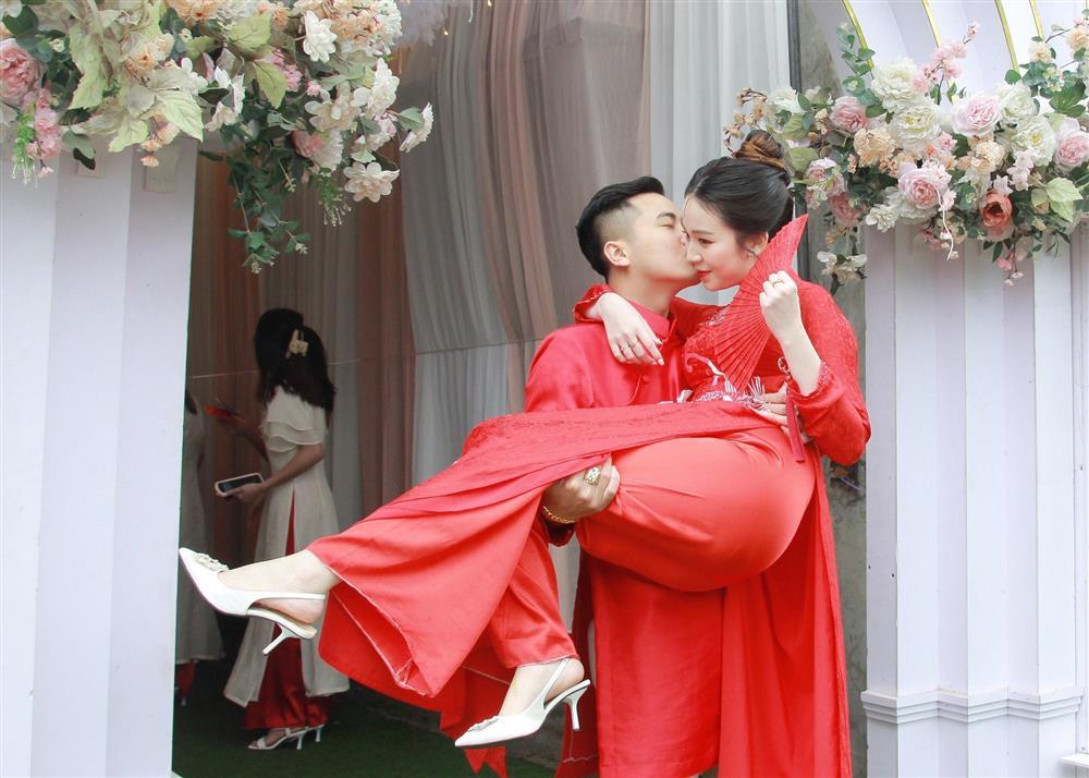 Chuyện tình của cô người mẫu hay dỗi và sự cố đáng yêu trong đám cưới-4