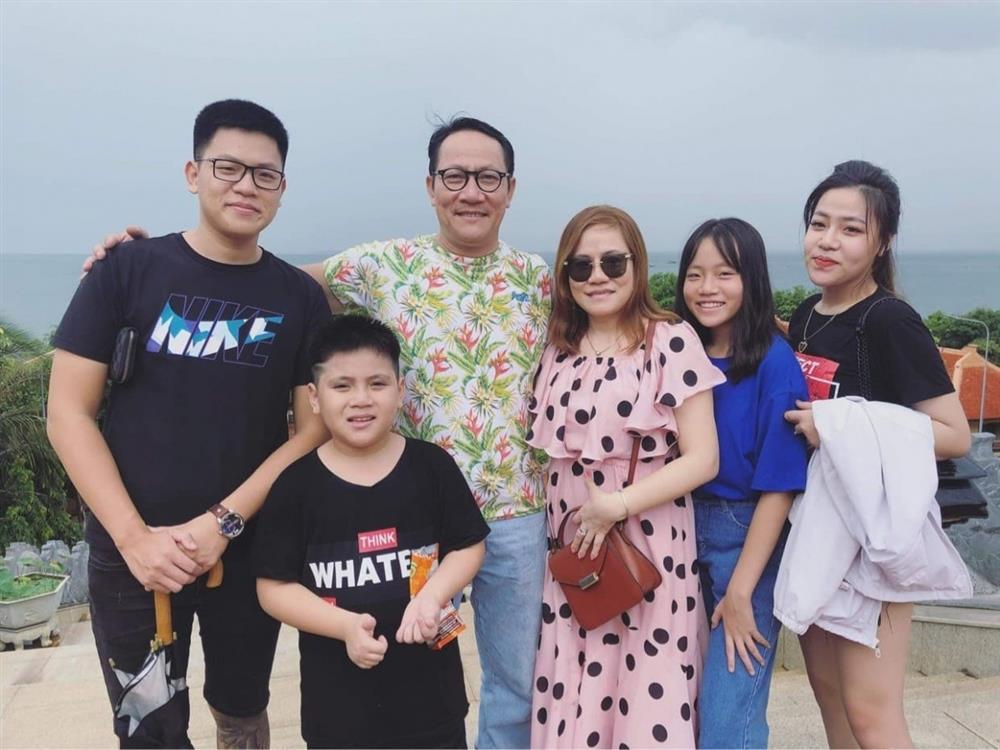 NSƯT Hoàng Hải và 26 năm bên người vợ chưa từng cau có với chồng-4