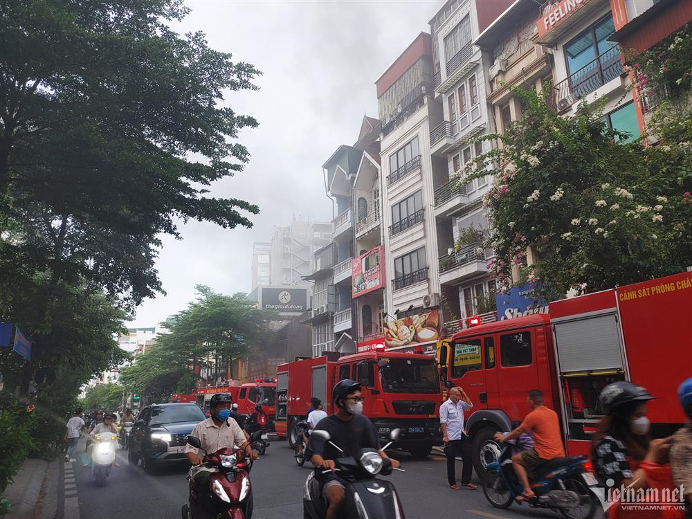Hà Nội: Xác định danh tính 3 nạn nhân tử vong trong vụ cháy nhà 6 tầng-1