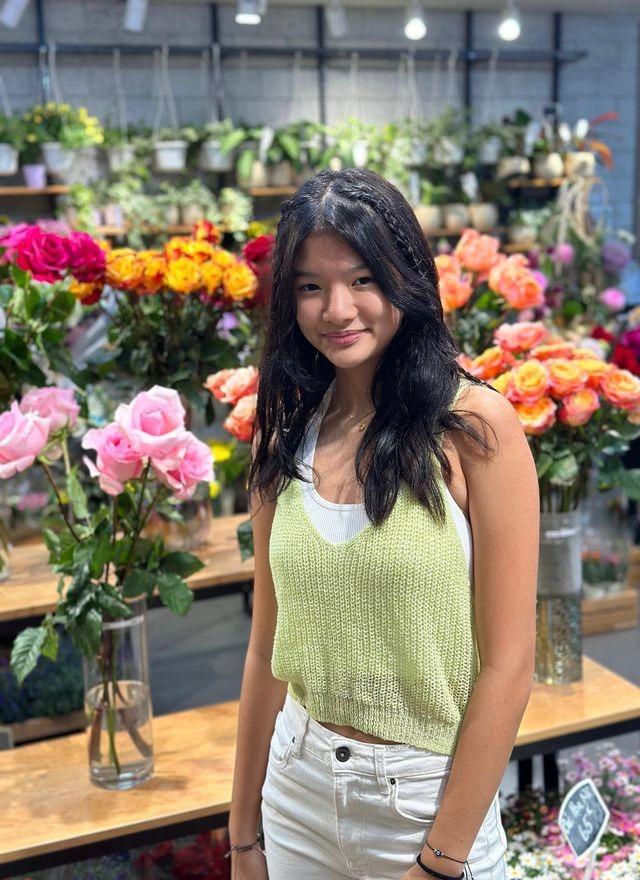 Con gái Trương Ngọc Ánh cá tính khi xuất hiện cùng mẹ-1