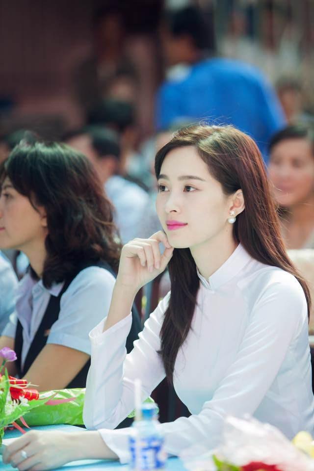 Thần tiên tỷ tỷ Đặng Thu Thảo bị chồng nói đẹp lạ, vừa tân trang ngoại hình đã tức tốc đi sửa sai-8