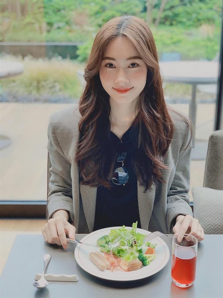 Thần tiên tỷ tỷ Đặng Thu Thảo bị chồng nói đẹp lạ, vừa tân trang ngoại hình đã tức tốc đi sửa sai-11