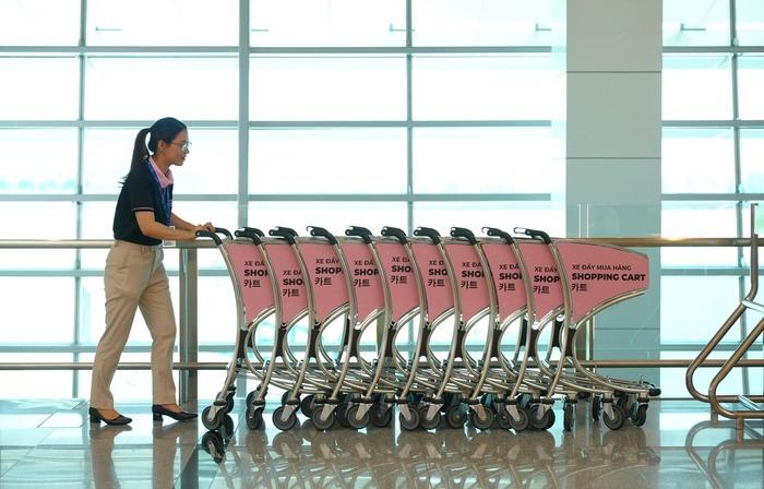 Nhà ga Quốc tế Đà Nẵng phủ hồng đen hưởng ứng không khí đón BLACKPINK-11