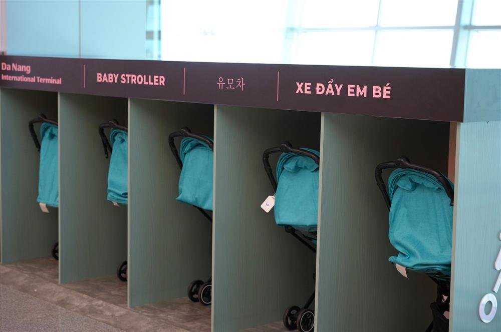 Nhà ga Quốc tế Đà Nẵng phủ hồng đen hưởng ứng không khí đón BLACKPINK-17