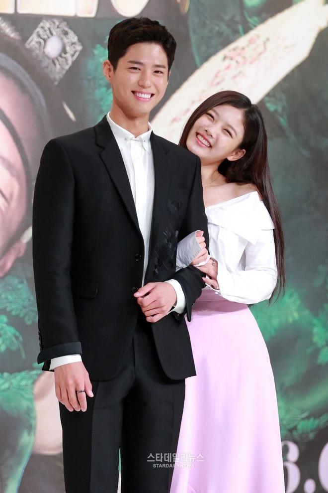 Park Bo Gum bất ngờ úp mở chuyện kết hôn ngay trên sóng truyền hình-6