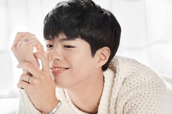 Park Bo Gum bất ngờ úp mở chuyện kết hôn ngay trên sóng truyền hình