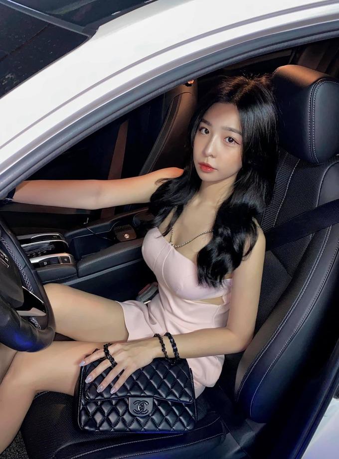 Nhan sắc bạn gái Bray qua góc nhìn của cameraman Rap Việt-6