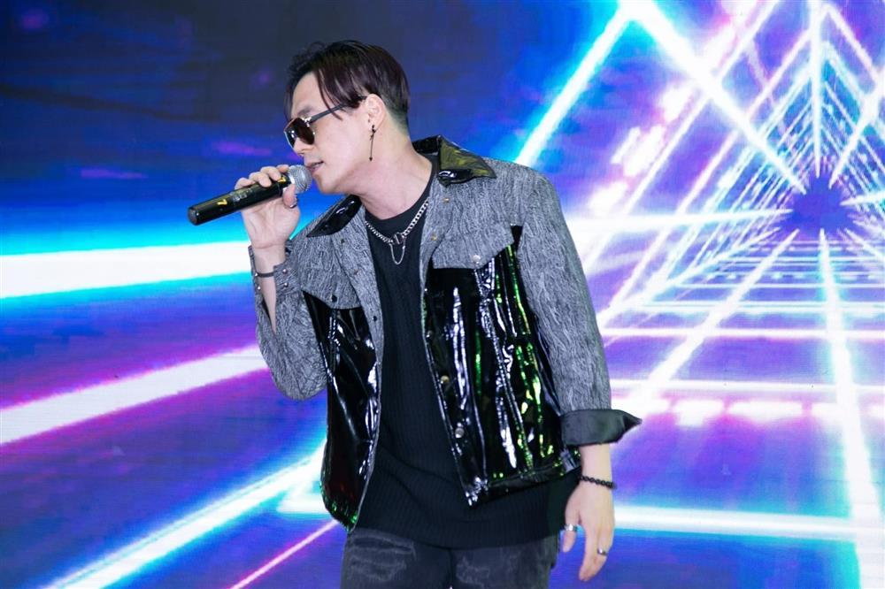 Ca sĩ Khánh Phương trước khi lấy vợ chủ tịch-1