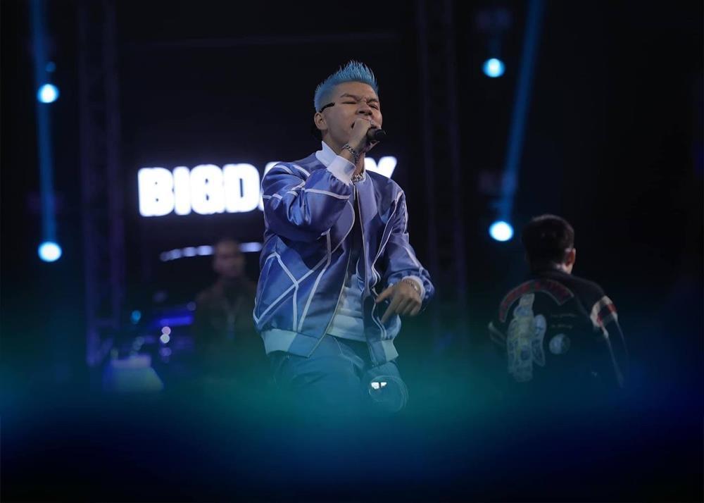 Rapper từng làm bảo vệ, sống ở tầng hầm 5 tháng để kiếm tiền trang trải-2