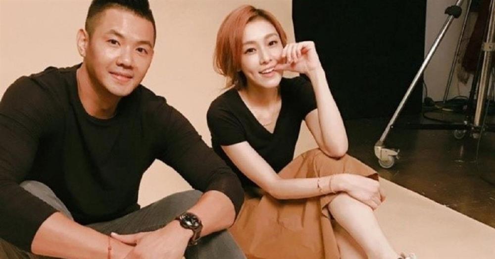 Bênh vực chồng trong vụ gạ tình đồng nghiệp, nữ ca sĩ bị khán giả quay lưng-3