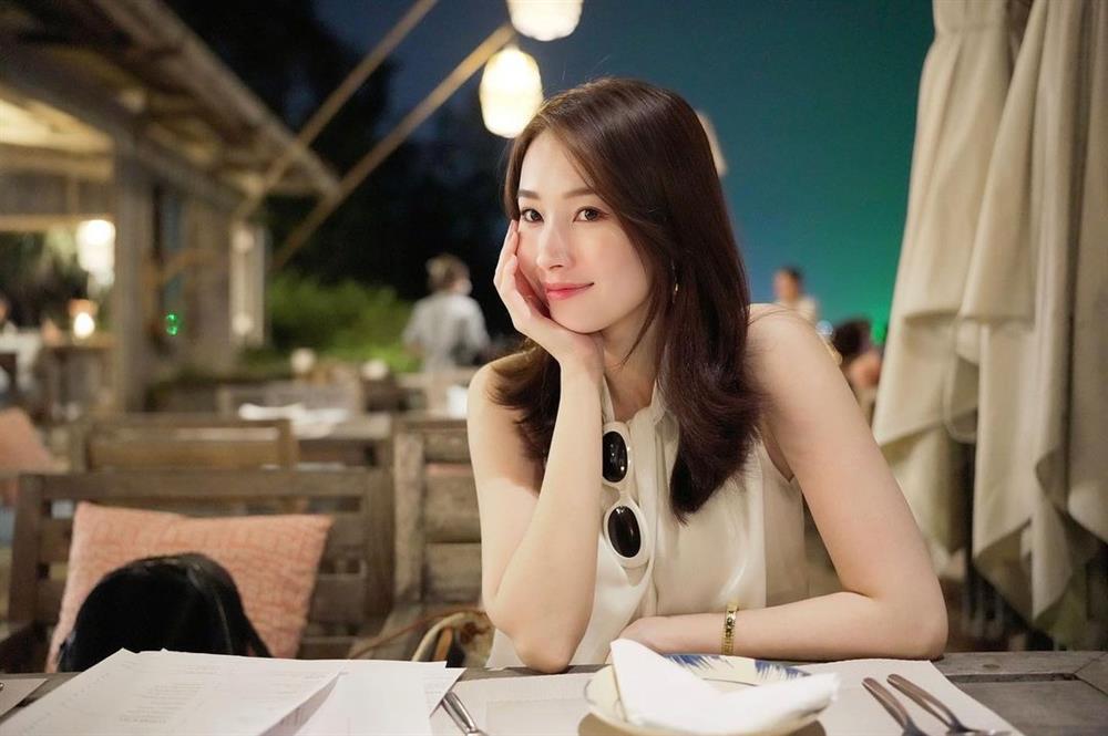 Đặng Thu Thảo được khen ngày càng trẻ đẹp-1