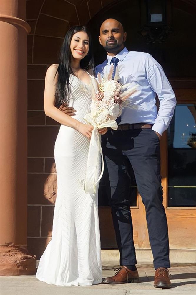 Jennifer Phạm làm mẹ 4 con vẫn giữ dáng không mỡ thừa, em gái Mỹ cũng chẳng thua kém với đáy thắt lưng ong-7